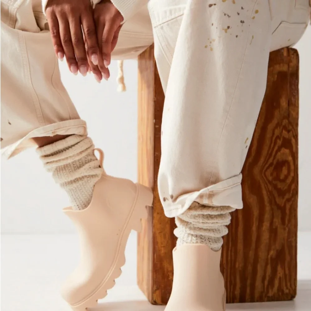 NWT Free People High Street Rain Boots - Parchment Size 8 - Picture 2 of 10